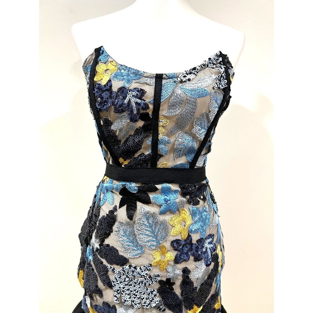 Beautiful Sequin floral dress - Picture 5 of 8